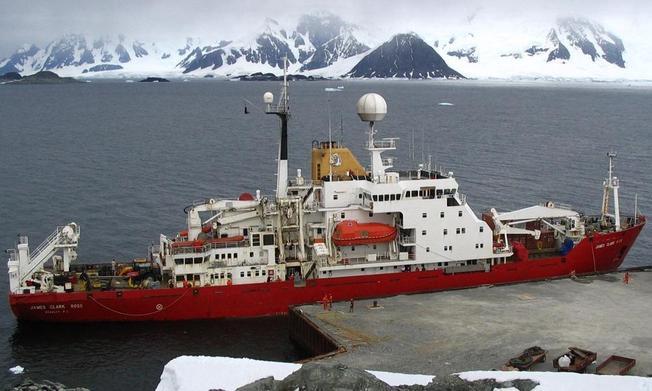 Noosfera icebreaker